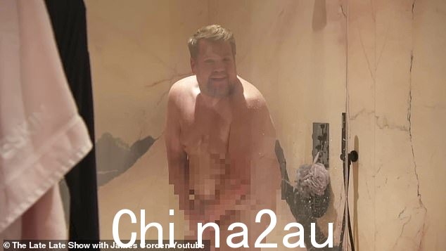 哦,我的天哪!James Corden 在本周的 The Late Late Show 中与卡戴珊姐妹一起脱掉了令人瞠目结舌的短剧