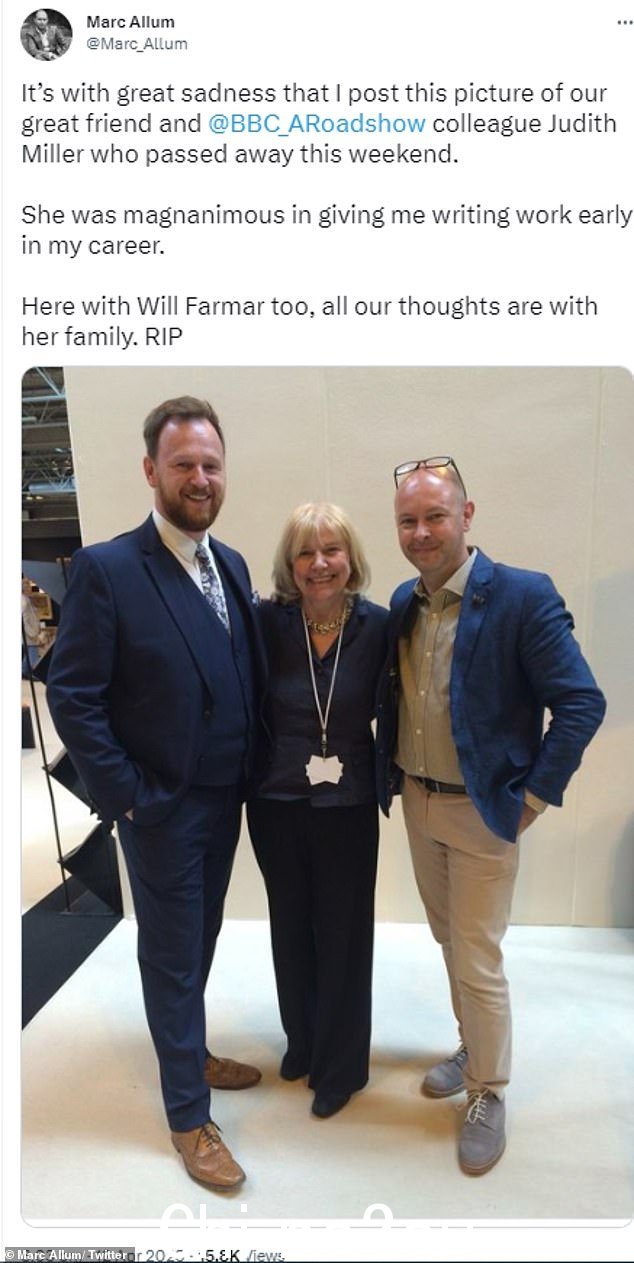 Judith 的 Antiques Roadshow 同事 Marc Allum 发布了一张他和 Will Farmer 与他们的“好朋友”的照片,以感人的方式致敬