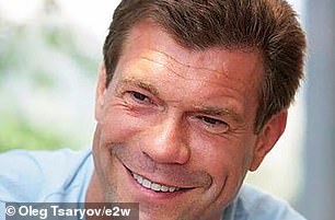 Oleg Tsaryov,一位坚定的亲莫斯科的乌克兰商人和政治家,说:'砍下俘虏的头是一种犯罪。对于那些在网上发布所有这些内容的人,我找不到定义'