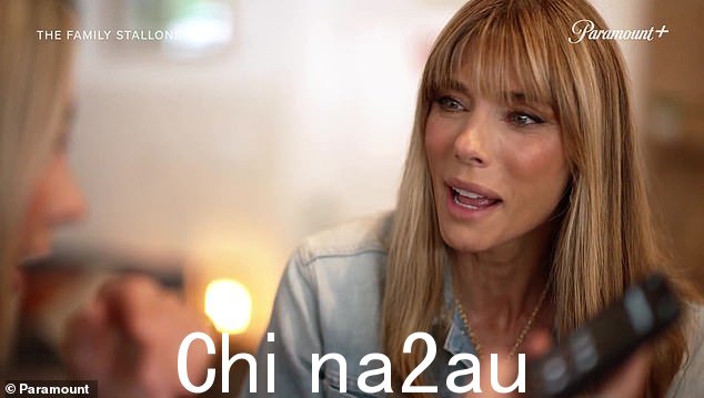 Jennifer,被称为'女王'然后说:'家庭就是一切,当我们在一起时,感觉就像家'