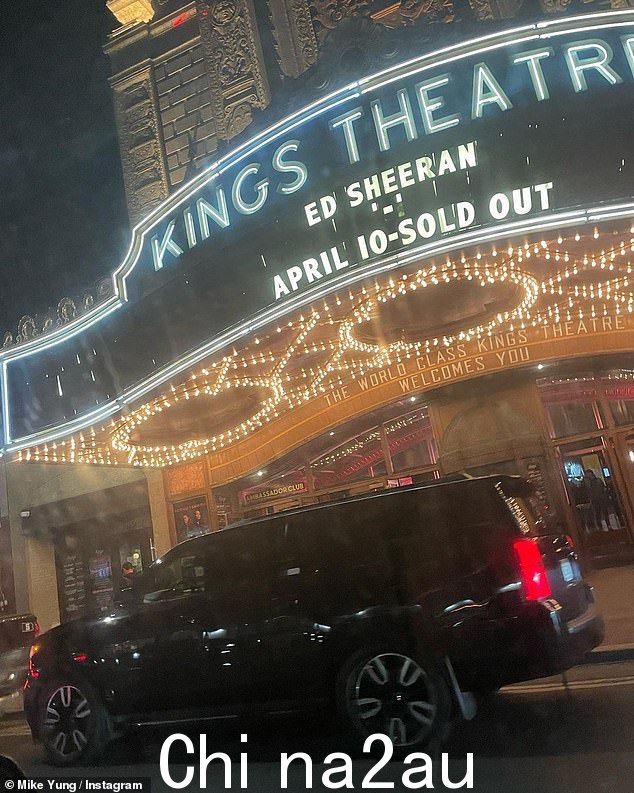 Kings:他还分享了一张 Sheeran 给他的门票的照片,以及 Ed Sheeran 售罄演出的字幕快照