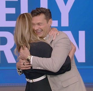 Ryan 称 Kelly 为他的'导师',同时感谢她的'领导、爱心和智慧'并让他'感觉像一个家庭成员'