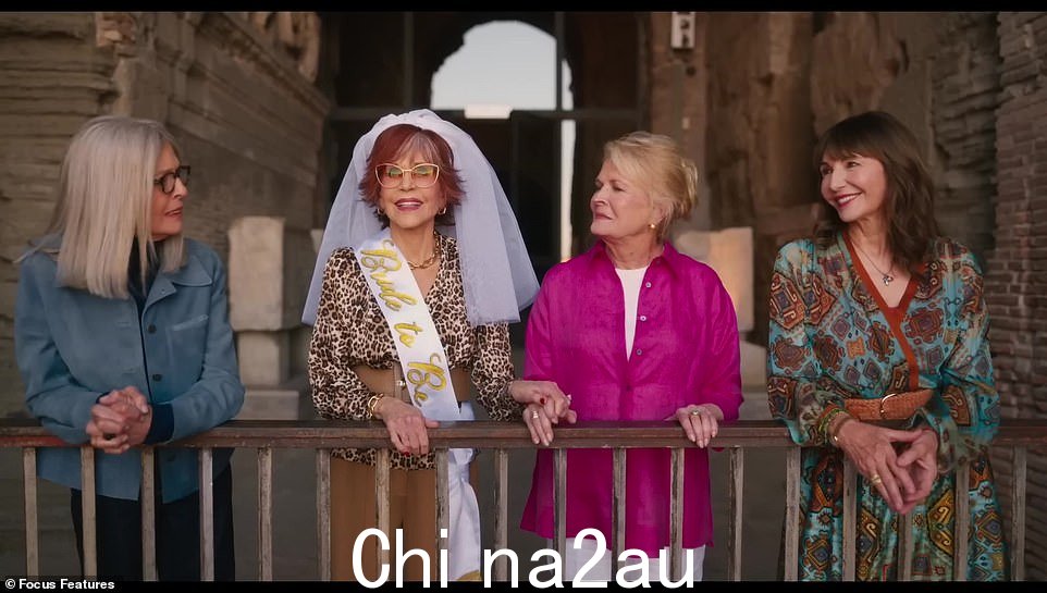 准新娘!方达和她的炮友们为她角色的单身派对探索罗马