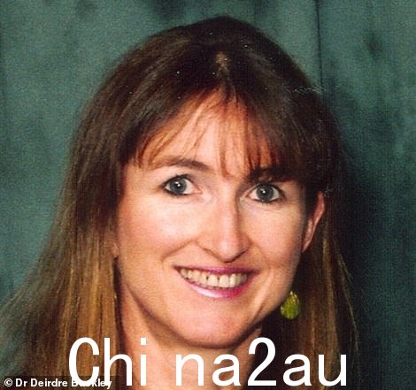 来自英国皮肤科医生协会的 Deirdre Buckley 博士和巴斯的一名顾问皮肤科医生今天告诉 MailOnline:“许多人没有意识到如果他们变得敏感,可能会对医疗和牙科产生影响nail methacrylates'