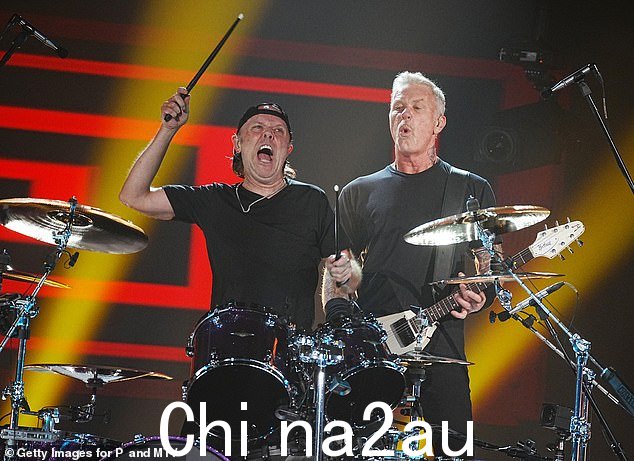 Metallica 黑名单显示旧金山的明星是体育场准备重金属的终极旗手,ADRIAN THRILLS 写道