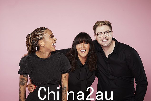 图:裸体教育中的 Yinka Boccini、Anna Richardson 和 Dr Alex George