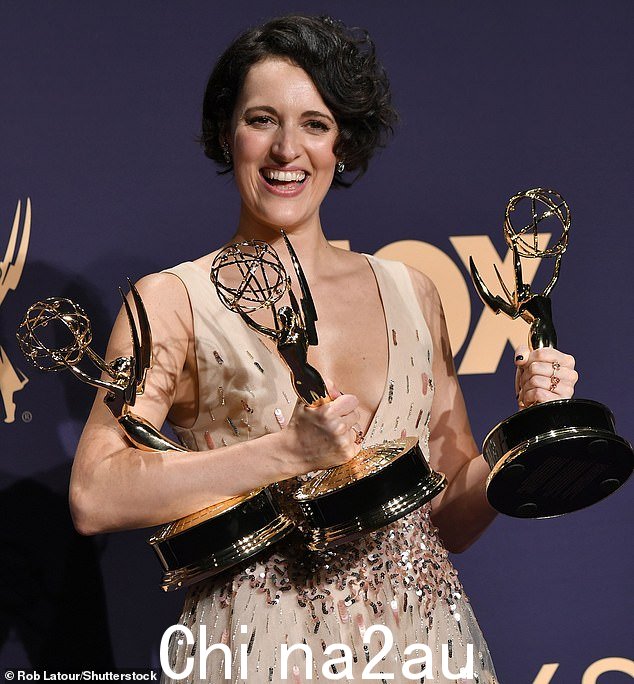 Phoebe Waller-Bridge 由于与联合主演 Donald Glover 的'愿景'不同而退出了史密斯夫妇(由布拉德皮特和安吉丽娜朱莉主演的电影)的电视翻拍