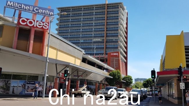 一名妇女在达尔文 CBD 酒店外被刺伤后死亡,另外两人在整个城市的暴力犯罪狂野之夜在 Casuarina 购物中心被刺伤。图片:谷歌地图。