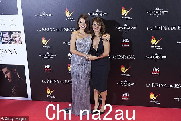 好基因!两位女演员之间有着惊人的相似之处(2016 年佩内洛普左,莫妮卡右)