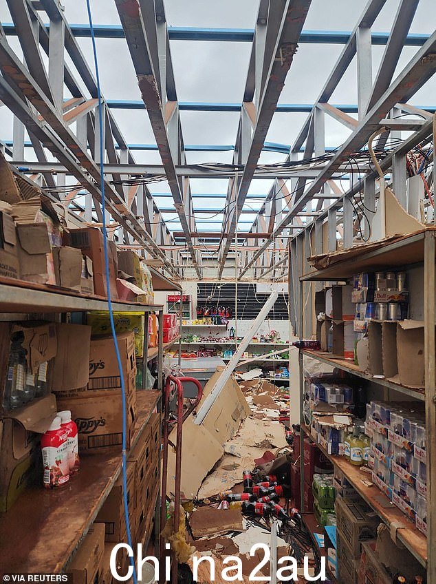 尽管西澳帕鲁的帕杜路边小屋和酒馆(如图)受到严重破坏,大部分被风暴摧毁,但该州西北部的大城镇,如黑德兰港,避开了风暴最严重的地区storm