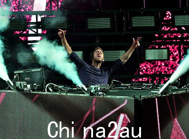 Epic:Calvin Harris 将于周六返回沙漠