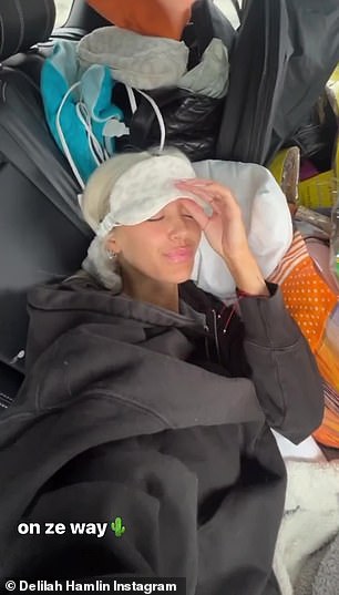 乘车旅行:Delilah 也在她的 Instagram 快拍中分享了她乘车前往音乐节的一瞥
