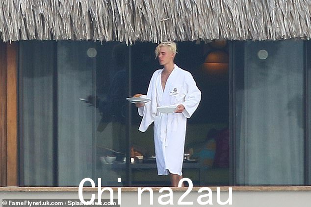 贾斯汀比伯是入住度假村的众多名人之一