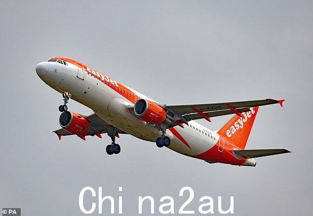 不高兴:Jenny 声称航空公司对她在爱丁堡机场更改航班收取超过 150 英镑的费用是'卑鄙的'