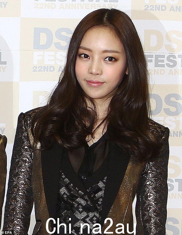 具荷拉去世几周后,她的好友 K-Pop 明星雪莉去世了