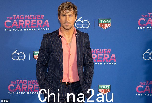 今年夏天值得期待的一件事:Gerwig 与她的搭档 Noah Baumbach 共同编写了剧本