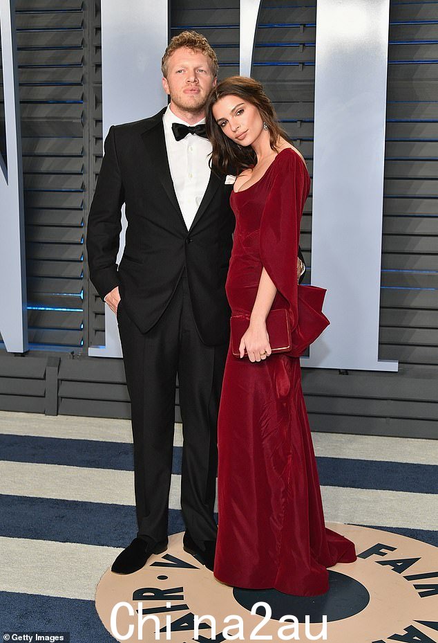 结束:Ratajkowski 和塞巴斯蒂安在约会仅仅两周后于 2018 年在纽约法院结婚。去年夏天,前任在他涉嫌欺骗模特后分手