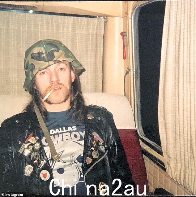 她在 Instagram 上给他的生日帖子中称 Lemmy 为她的'朋友'和'导师'