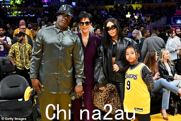 Corey Gamble、Kris Jenner、Kim Kardashian 和 Saint West