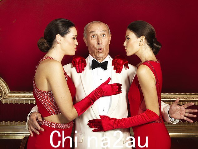 Star: Former Strict Come Dancing 评委和舞厅明星 Len Goodman 于周六不幸去世,享年 78 岁