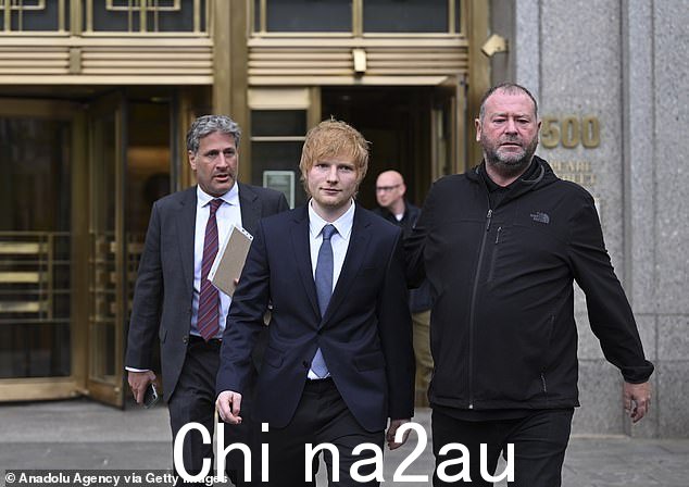 Ed Sheeran 于 2023 年 4 月 25 日离开纽约市曼哈顿的美国联邦法院