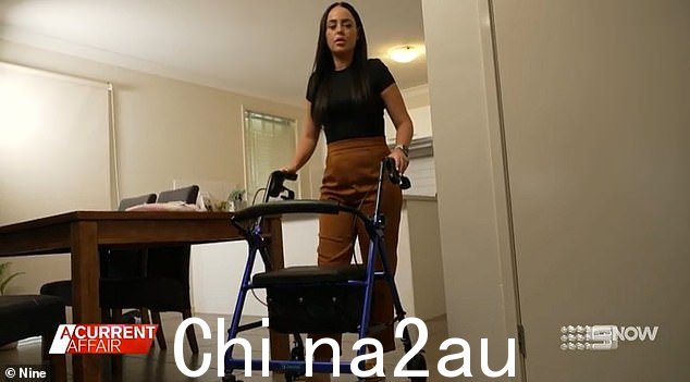Maddock 女士的腿和脊椎骨折、骨盆骨折和脑损伤。她需要进行七次手术,并且不得不重新学习如何走路