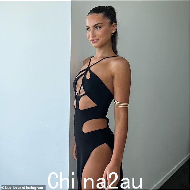 Luci Levant,一位拥有 75,000 名 Instagram 粉丝和 46,000 名 TikTok 粉丝的模特和影响者,上周末买了一盏灯