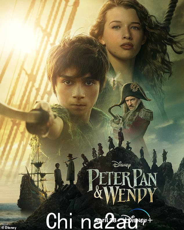演员:Alexander Molony 和 Ever Anderson 扮演名义上的彼得潘和温蒂角色,而 Jude Law 扮演邪恶的胡克船长