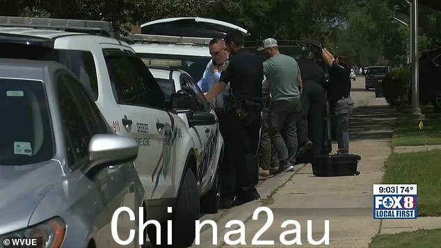 当局称贝拉的父亲于4月26日致电警察局报告他的小女儿和女友失踪