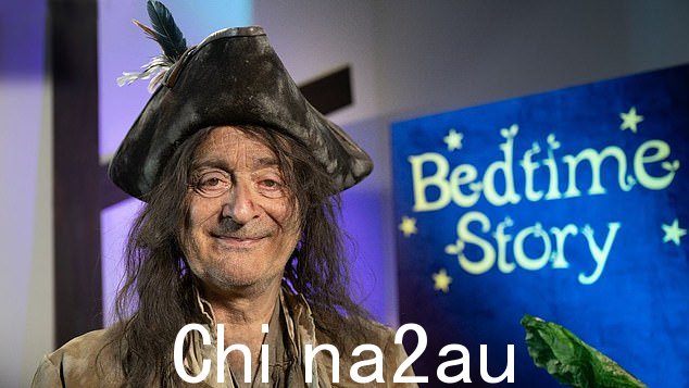 卷土重来:这是在 Tony 爵士最近为 Comic Relief 重新扮演 Blackadder dogsbody 角色 Baldrick 之后
