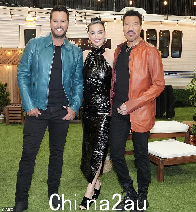 评委:Luke Bryan、Katy Perry 和 Lionel Richie 点评了参赛者