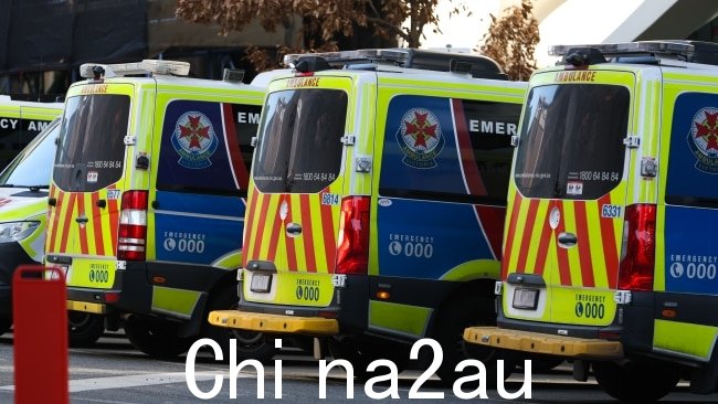 Ambulance ramping昆士兰州的利率在过去十年中增加了 25%。图片:Asanka Ratnayake/Getty Images