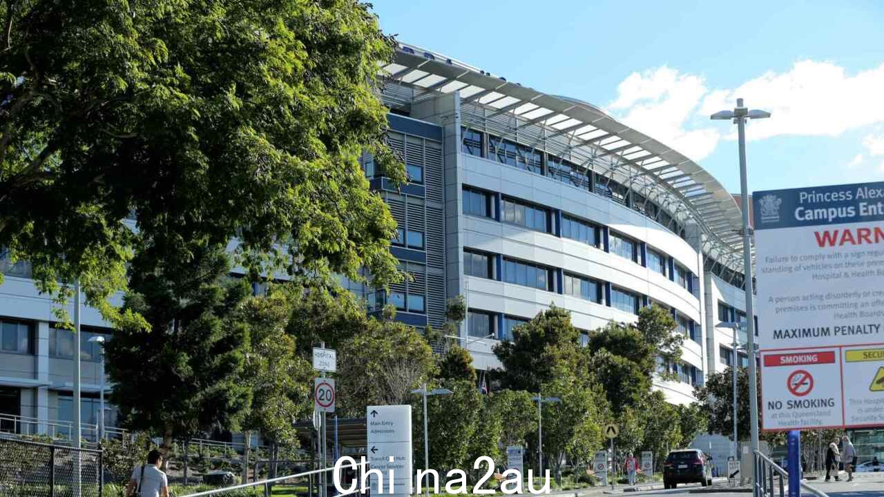 中毒大学生接受治疗在布里斯班” /><p>在一名国际学生遭到殴打并死在自己的床上后,一名达尔文社区成员宣称“没有人在家里是安全的”。</p><p>这位 23 岁的学生- 一名孟加拉国老学生据称在周三凌晨遭到一名闯入他家的闯入者殴打后受重伤。</p><p>在澳大利亚天空新闻的独家采访中,一位与受害者关系密切的消息人士描述了事件被视为北领地历史上的“黑色日子”。</p><p>“这完全是毁灭性的,”孟加拉国社区成员 Nafisur Rahman 周四告诉天空新闻主持人 Laura Jayes。</p><p>“这是目前达尔文的情况,当有人在半夜睡觉时,甚至没有人在家里是安全的。</p><p>“他无缘无故地被杀了。”</p>< img class=