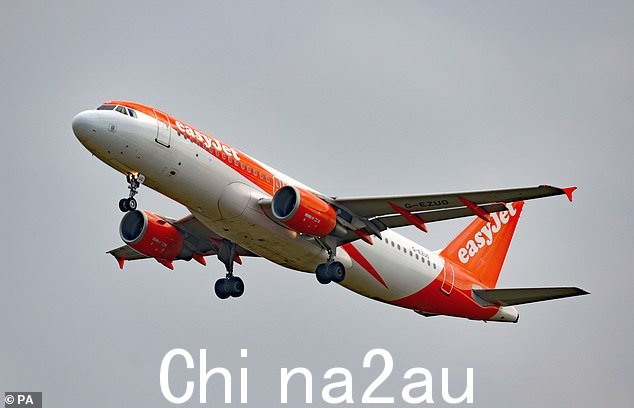像这架 Easyjet 空中客车 A320,以超过 300 英里/小时的速度飞行,在苏塞克斯乡村上空仅 16 英尺的距离错过了一架可疑的无人机