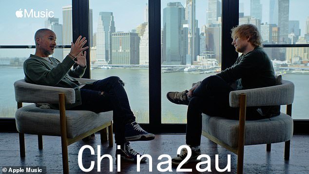 聊天:这位歌手在他的 Apple Music 1 节目中与 Zane Lowe 在周五发布他的新唱片 Subtract 之前坐下来