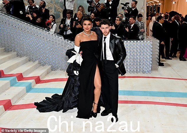 Unimpressed:这是在这位尤物在参加纽约市的活动后抨击星光熠熠的 Met Gala 之后发生的——抱怨食物(或缺乏食物)