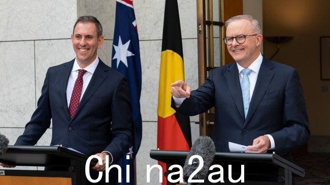 总理安东尼·艾博年 (Anthony Albanese) 和财政部长吉姆·查默斯 (Jim Chalmers) 因将于周二公布的联邦预算而受到批评。图片:NCA NewsWire / Martin Ollman