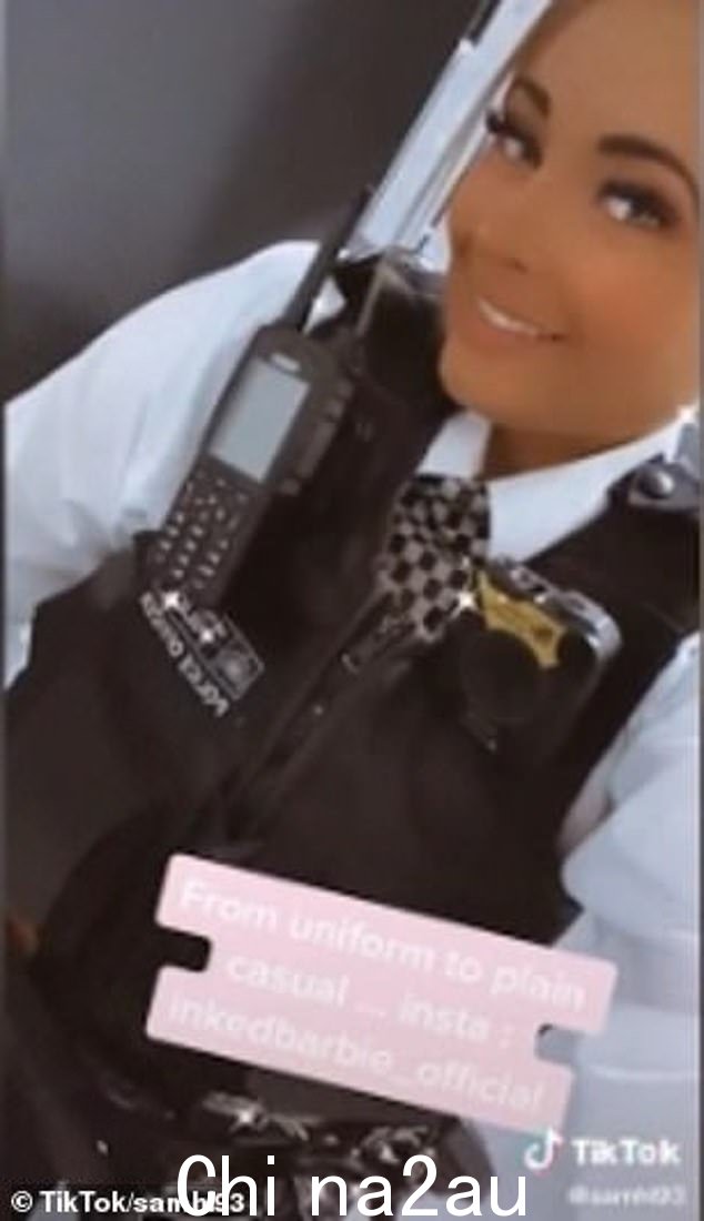 Instagram 页面还链接到她的 OnlyFans 帐户,该帐户目前有 97 个帖子和个人简介 'INKED British Cop EDITION'