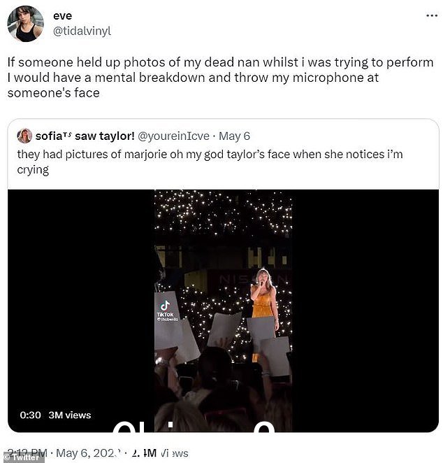 跳转到评论部分:另一位写道,'如果有人在我尝试表演时举起我死去的奶奶的照片,我会精神崩溃并把我的麦克风扔向别人的face'