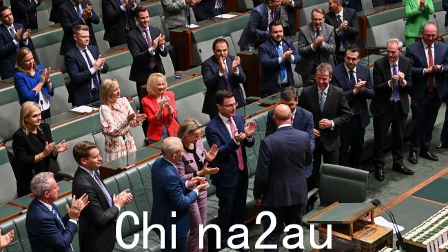 周四晚上,反对党领袖彼得达顿在国会大厦的众议院发表了他的预算答复。图片:NCA NewsWire / Martin Ollman。