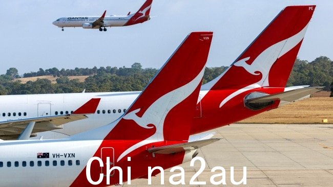 Qantas passengers looking to在他们的下一次国内航班上获得一点额外腿部空间的乘客现在可以为此付费，因为该航空公司扩大了他们的“无邻居”计划。图片：NCA NewsWire / David Geraghty