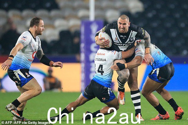 Asofa-Solomona 说他将在未来两年内首次亮相职业拳击