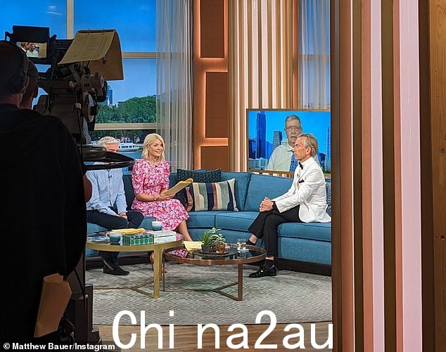 这张尴尬的照片是在 Dan Wootton 透露 ITV 正面临抵制,一线明星威胁要在正在进行的戏剧中远离该节目之后拍摄的