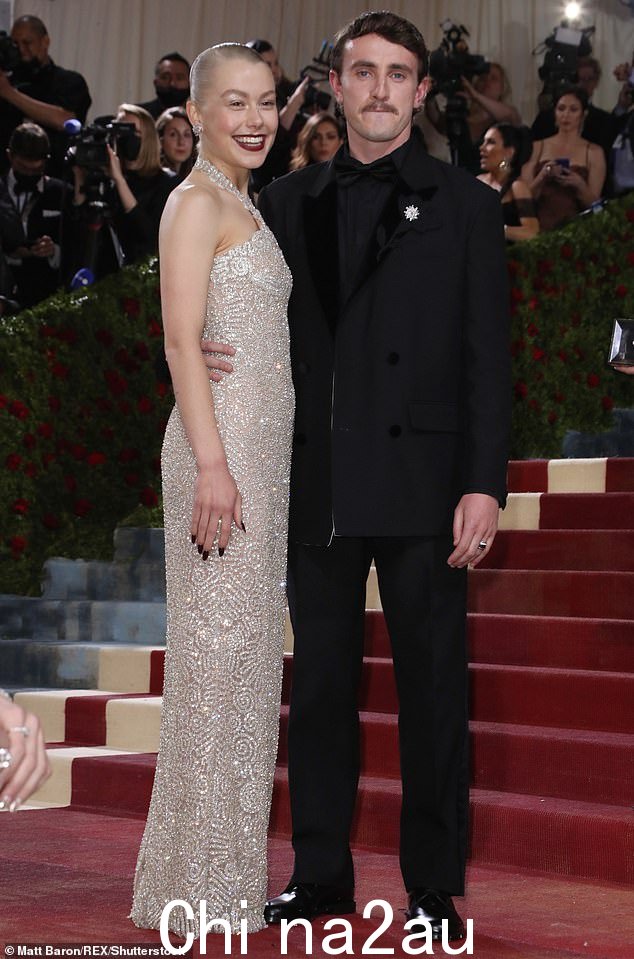 长久的爱:Bridgers 与演员 Paul Mescal 约会多年他们分手; Bridgers 和 Mescal 在 2022 年的 Met Gala