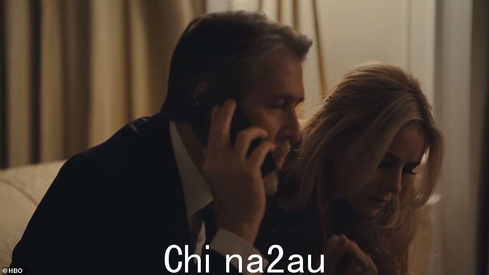 Connor 在 ATN 打电话给 Tom,因为他没有在繁忙的夜晚对他的竞选活动进行充分的报道