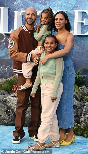 家庭:Rochelle 和 Marvin Humes 出现在放映会上是一场家庭活动,他们的女儿 Alaia-Mai,9 岁,和 Valentina,6 岁。他们的两岁小男孩布莱克没有出席