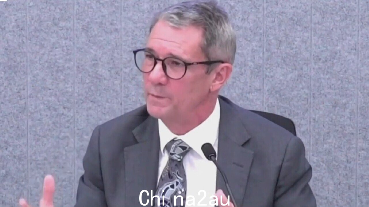 Shane Drumgold 在 Lehrmann 调查期间休假” /><p>但他补充说,到目前为止的诉讼程序重申了检察官需要避免“不惜一切代价”追求胜利的诱惑。</p><p>“他在那里Whealy 先生说。</p><p>“根据我的经验,大多数检察官确实表明了这一点,但有时你会打击想要更深入调查并不惜一切代价定罪的检察官,这是一个非常令人不快的情况。”</p><p>公开听证会将于下周返回,届时调查警察预计将出庭作证。< /p><p>Sofronoff 先生将于 6 月 31 日向 ACT 政府提交他的报告。</p> <BR>
澳洲中文论坛热点 <BR>
<div class=