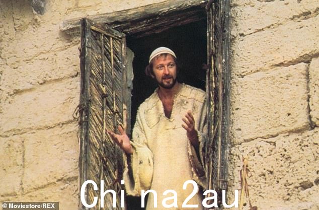 Life Of Brian 由 Chapman(如图)、Cleese、Idle、Terry Gilliam、Terry Jones 和 Michael Palin 撰写