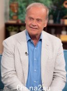 由于 Kelsey Grammer 在句子中途被打断，今早陷入混乱