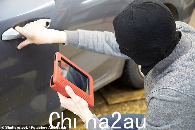 犯罪分子现在使用笔记本电脑和平板电脑侵入汽车的计算机系统并覆盖车辆的安全协议